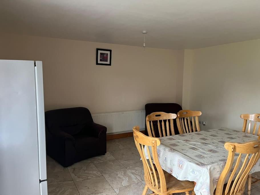 Вілла Modern 4 Bed House In Town Tubbercurry Екстер'єр фото